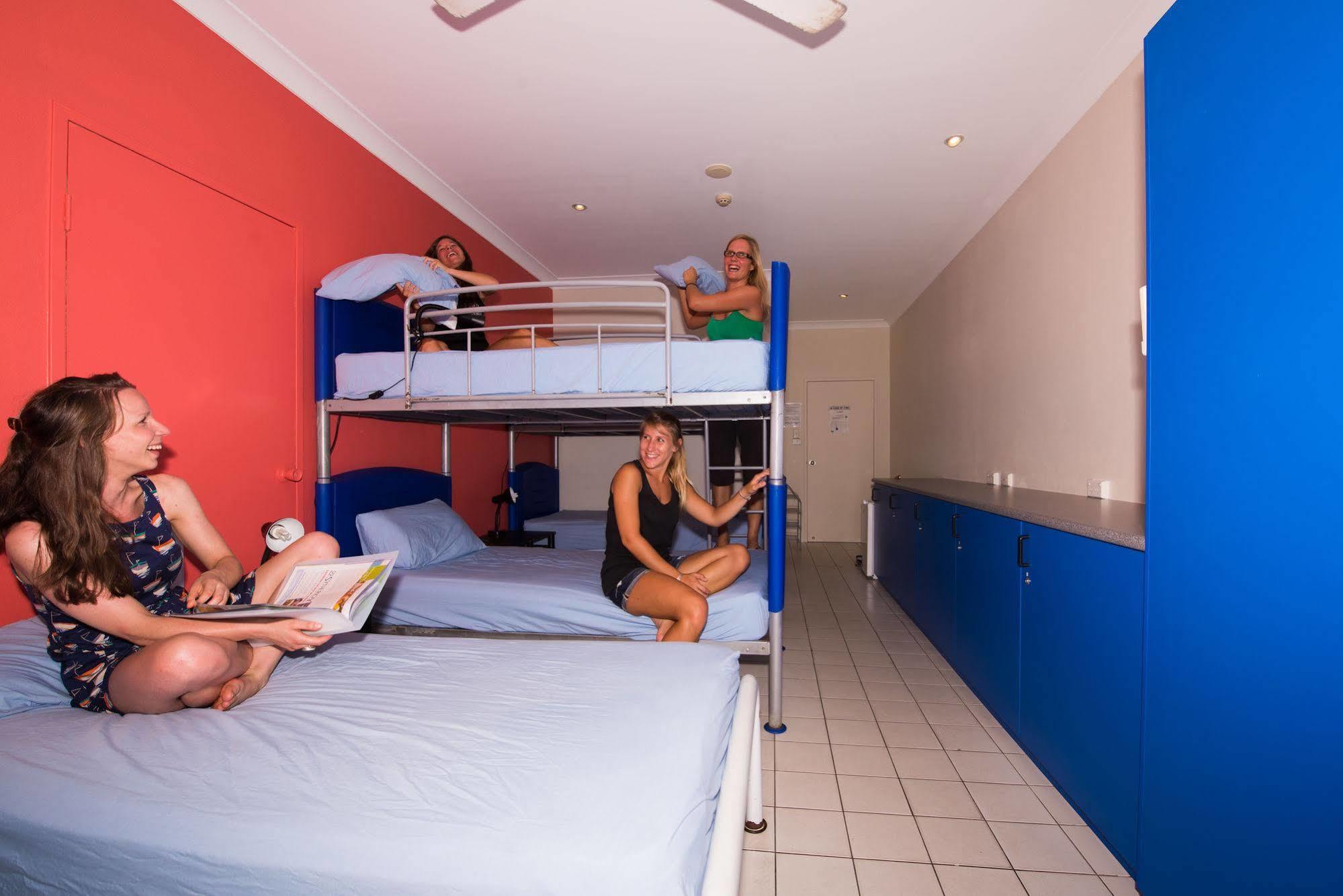 Coral Beach Lodge Πορτ Ντάγκλας Εξωτερικό φωτογραφία